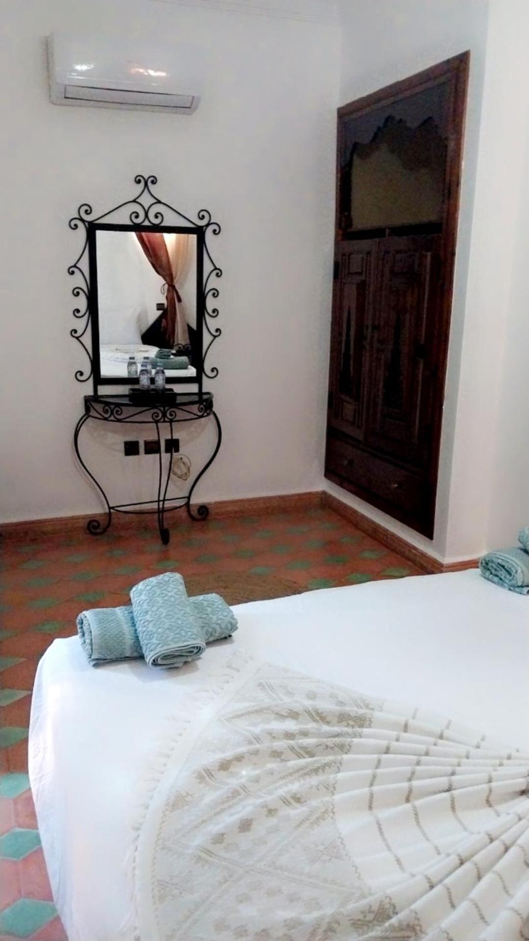 Las Palmeras Guest House Douar Caïd Layadi Esterno foto