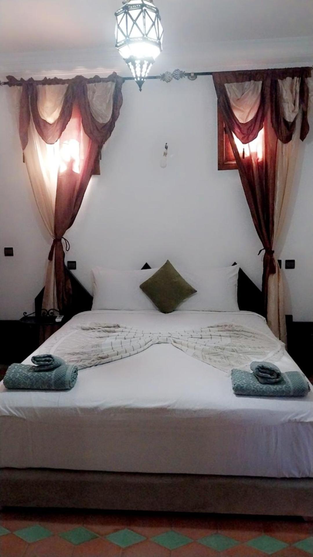 Las Palmeras Guest House Douar Caïd Layadi Esterno foto