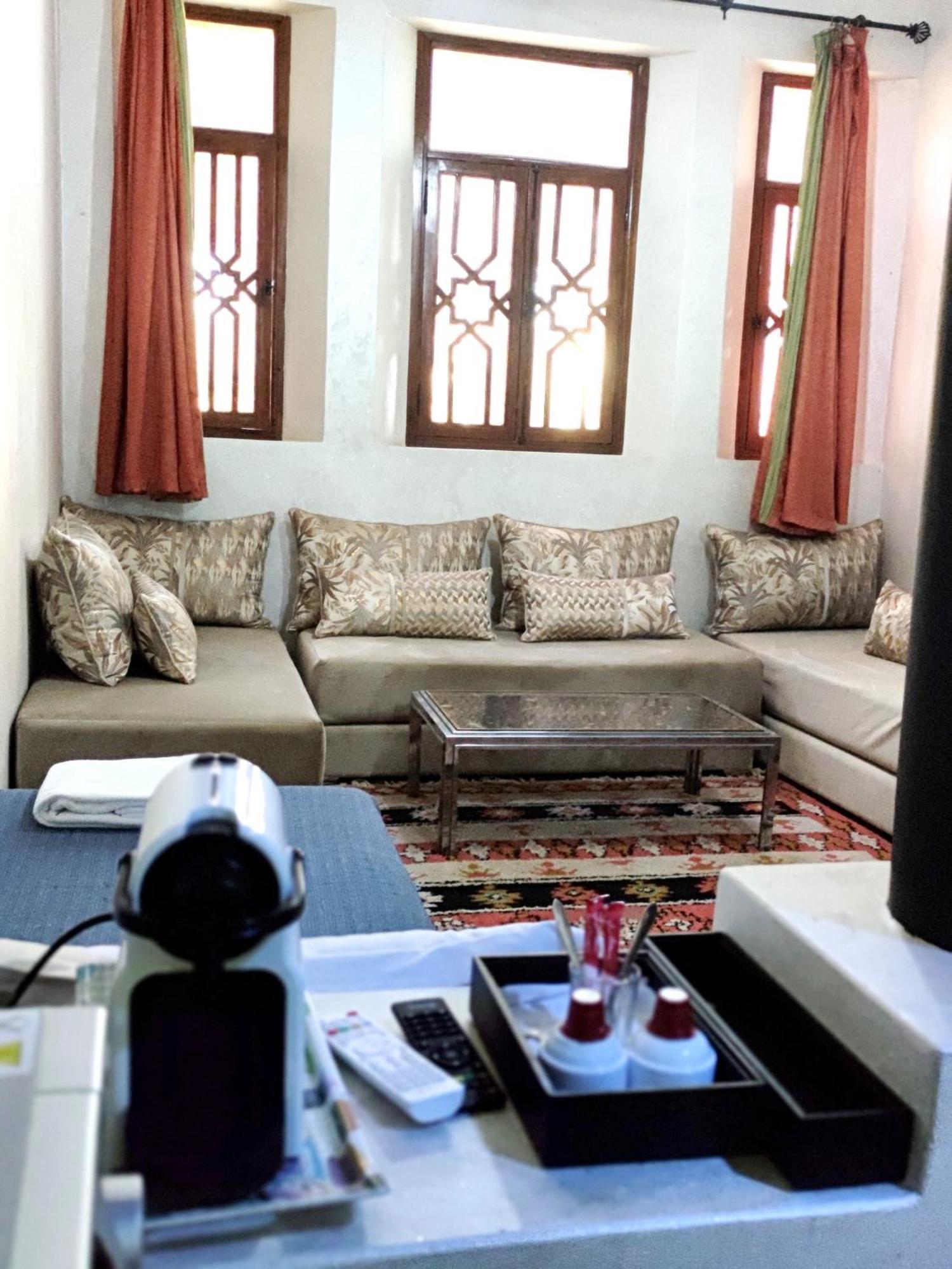 Las Palmeras Guest House Douar Caïd Layadi Esterno foto